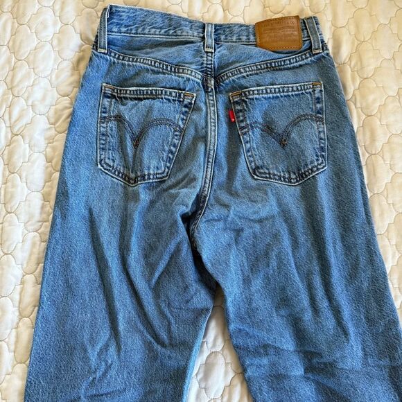 Sz 26 Levi Levi’s Premium Ribcage Straight Classic Blue Denim Jeans - Picture 10 of 11
